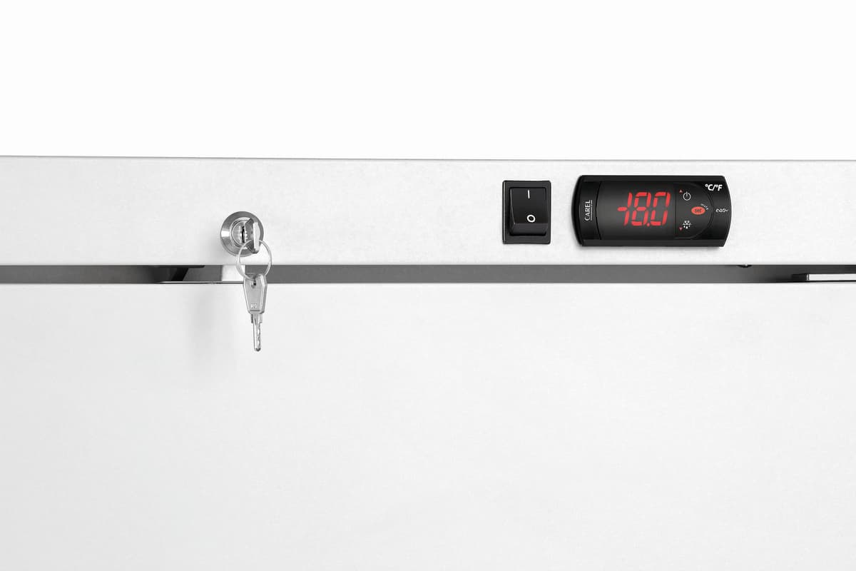 Lodówka 600 WSTL
